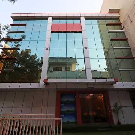 Hotel O Cloud Нью-Делі Екстер'єр фото